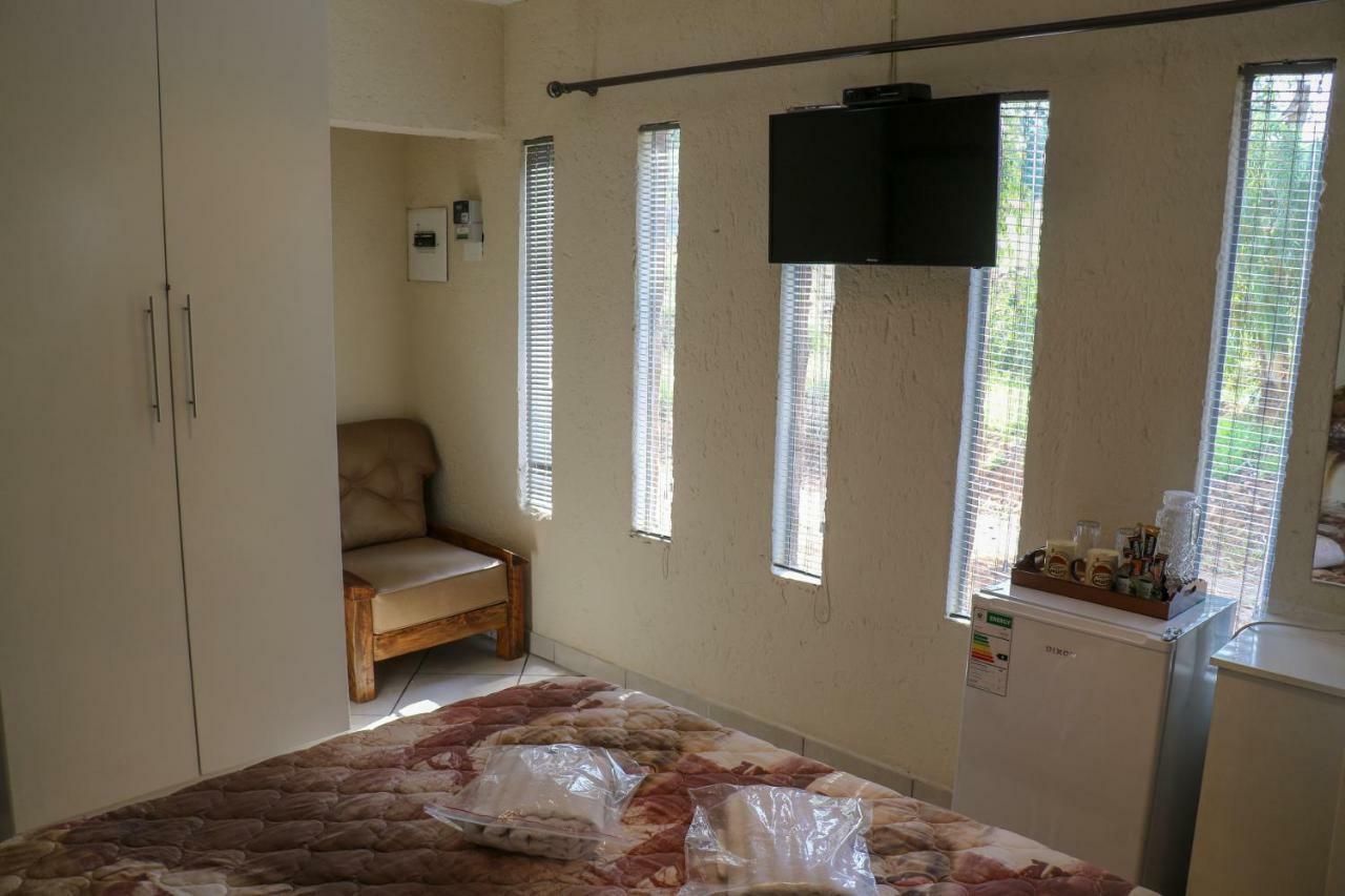 Rock Art Guesthouse Witbank Exterior photo
